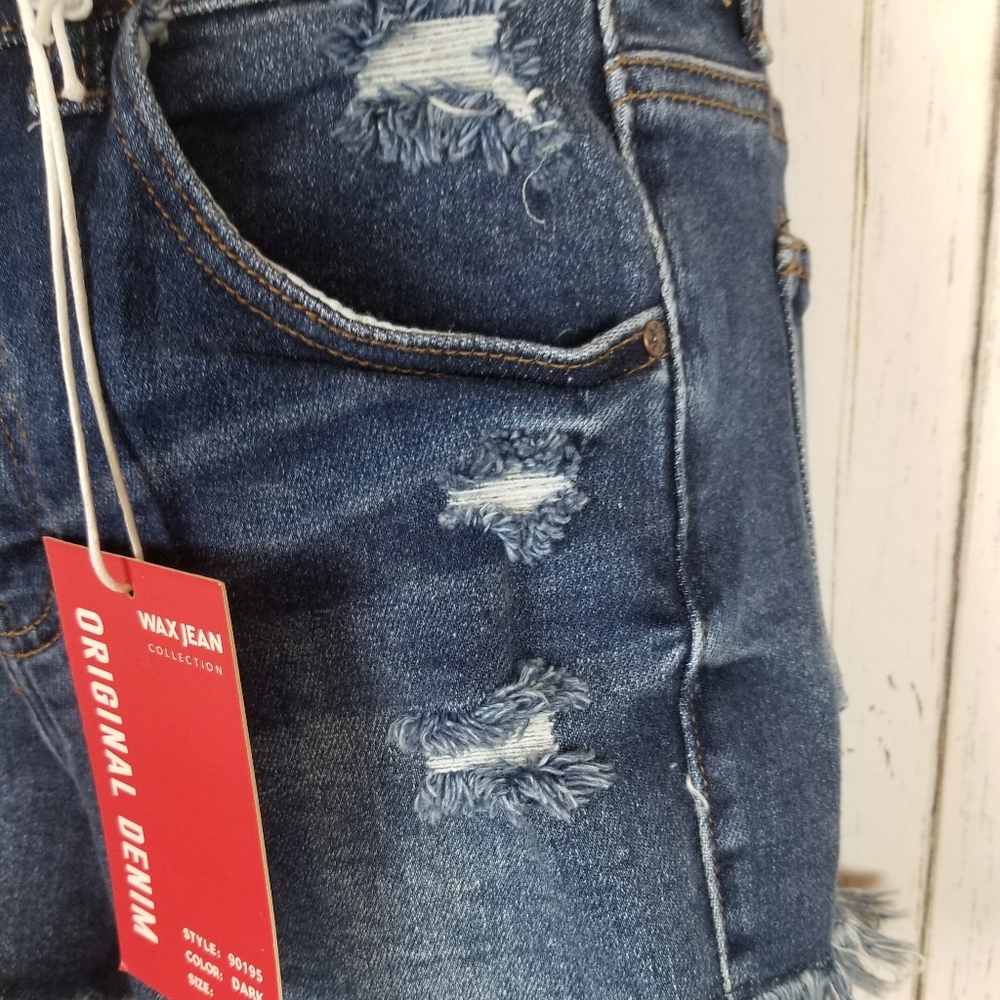 High Rise Denim Shorts with Raw Hem - Picture 3 of 6